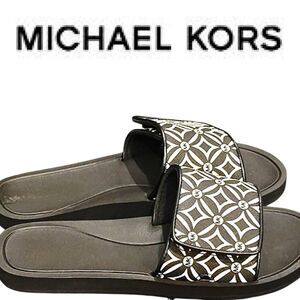 Michael Kors Wade East West Coast Slide Sandal